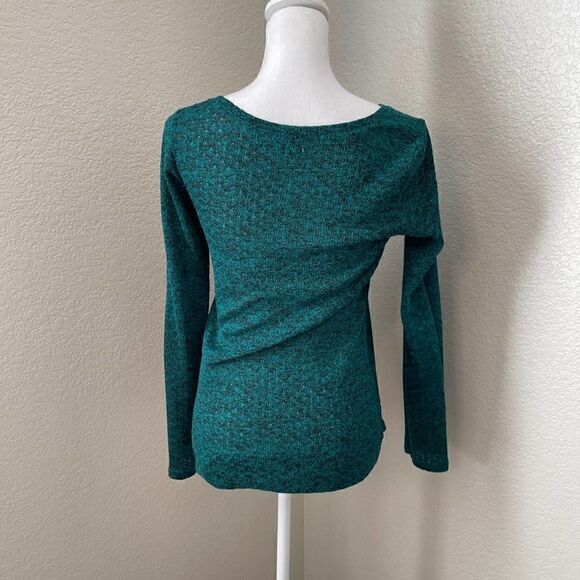 Green Knit Sweater Blouse  - Picture 4 of 5